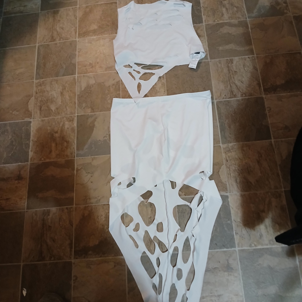 Shien White Cut-Out Two-Piece Set Crop Top And Skirt Size Large